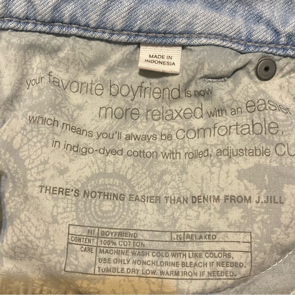 Ladies Size 16 Petite J. Jill Relaxed Leg Boyfriend Light Washed Jeans - Picture 12 of 16